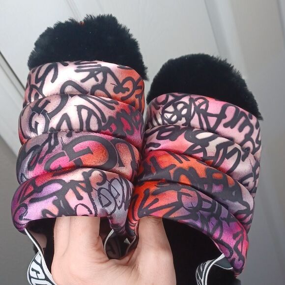 UGG Puff Yeah Graffiti Slippers - Picture 3 of 7